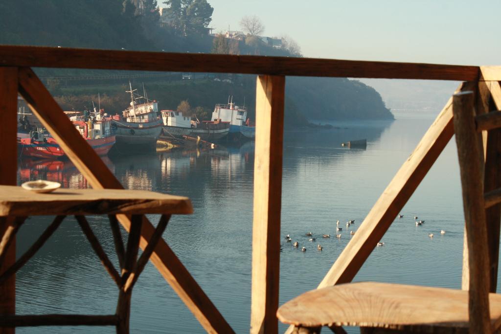 Palafito Hostel Chiloe Castro Chambre photo