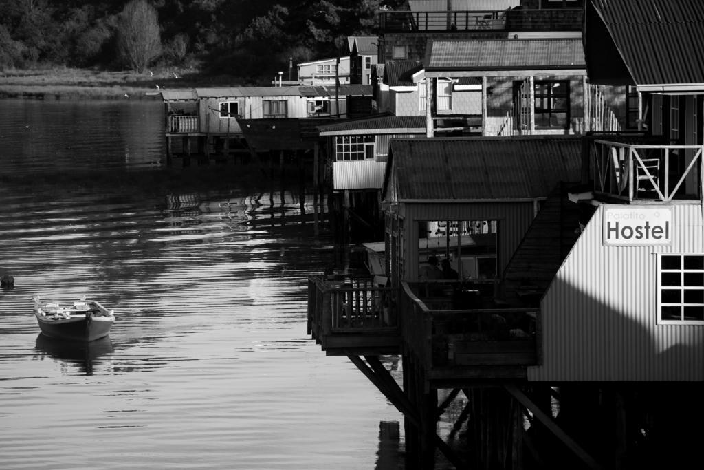 Palafito Hostel Chiloe Castro Extérieur photo
