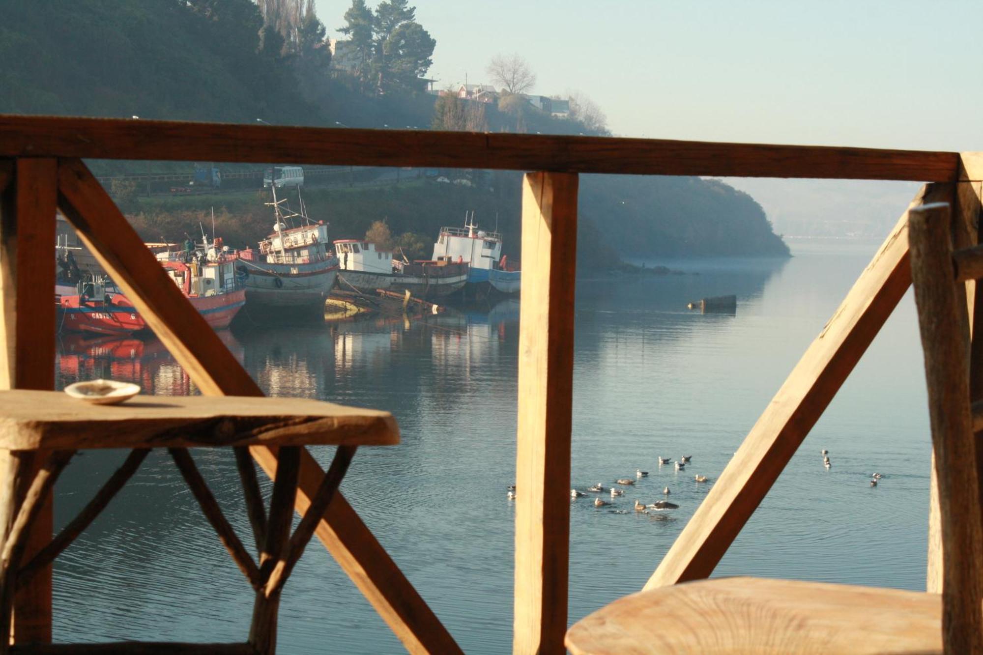 Palafito Hostel Chiloe Castro Chambre photo